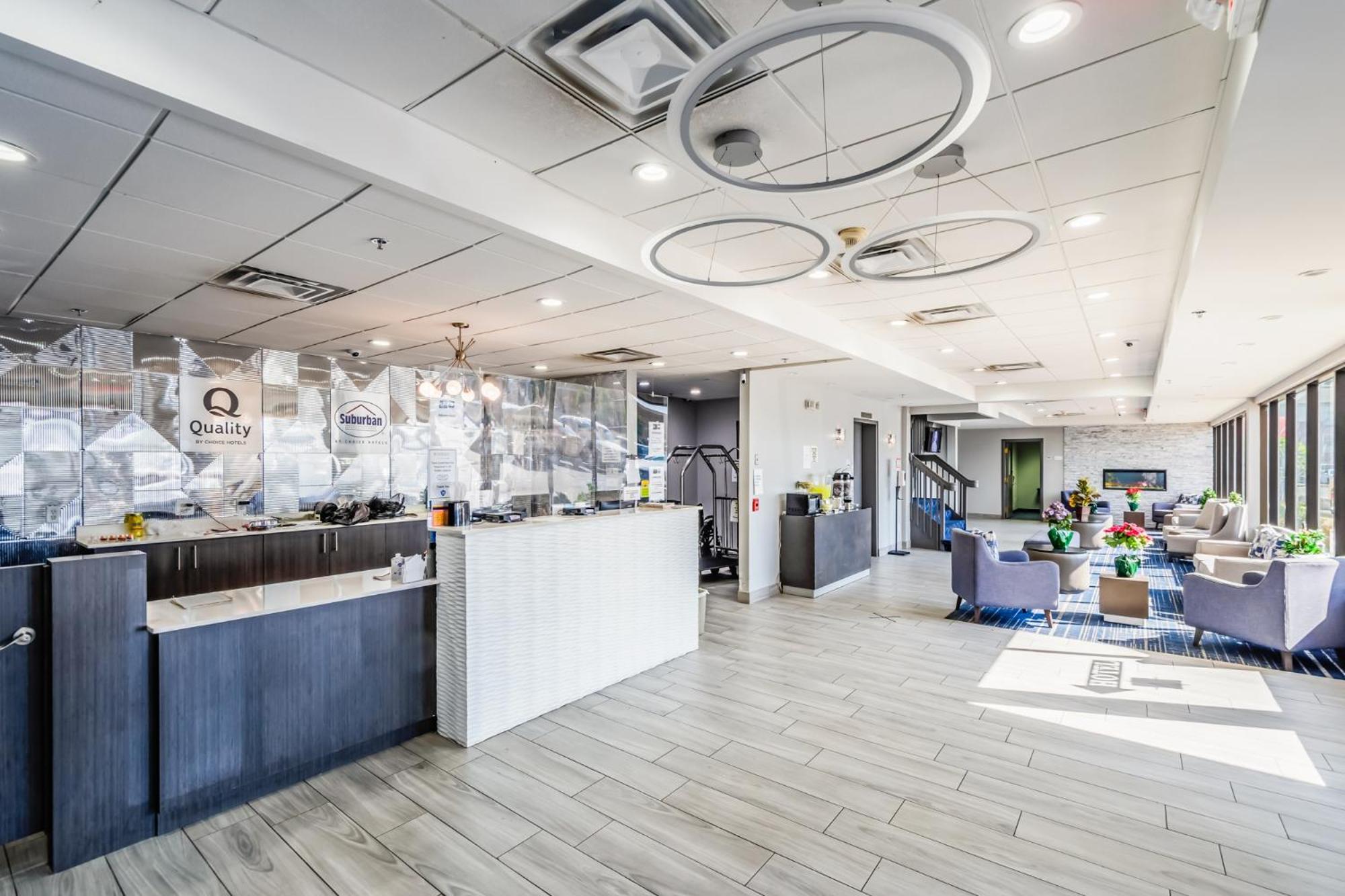 Quality Inn Roseville-Detroit North المظهر الخارجي الصورة